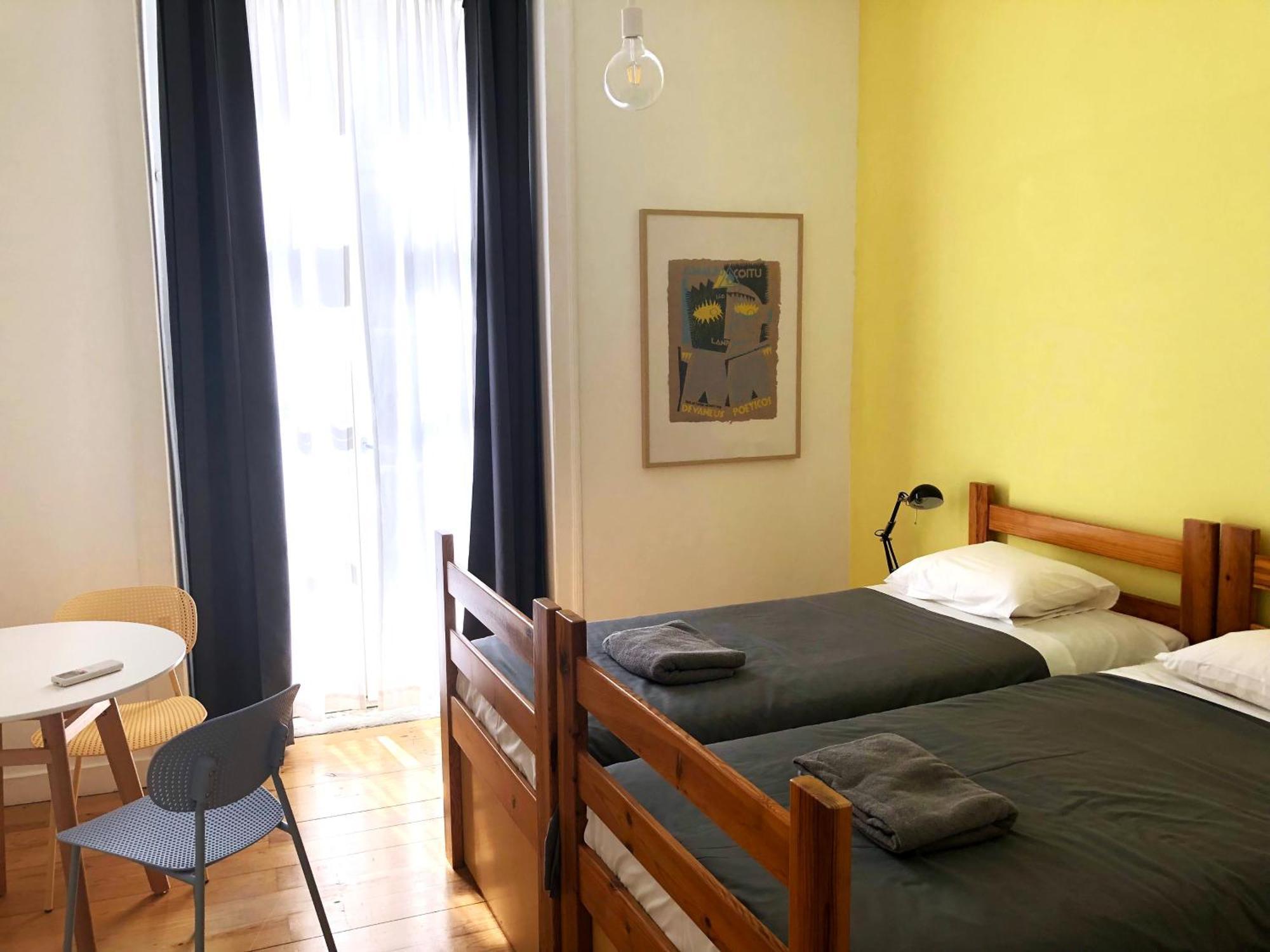 Living Lounge Hostel Lisbon Bagian luar foto