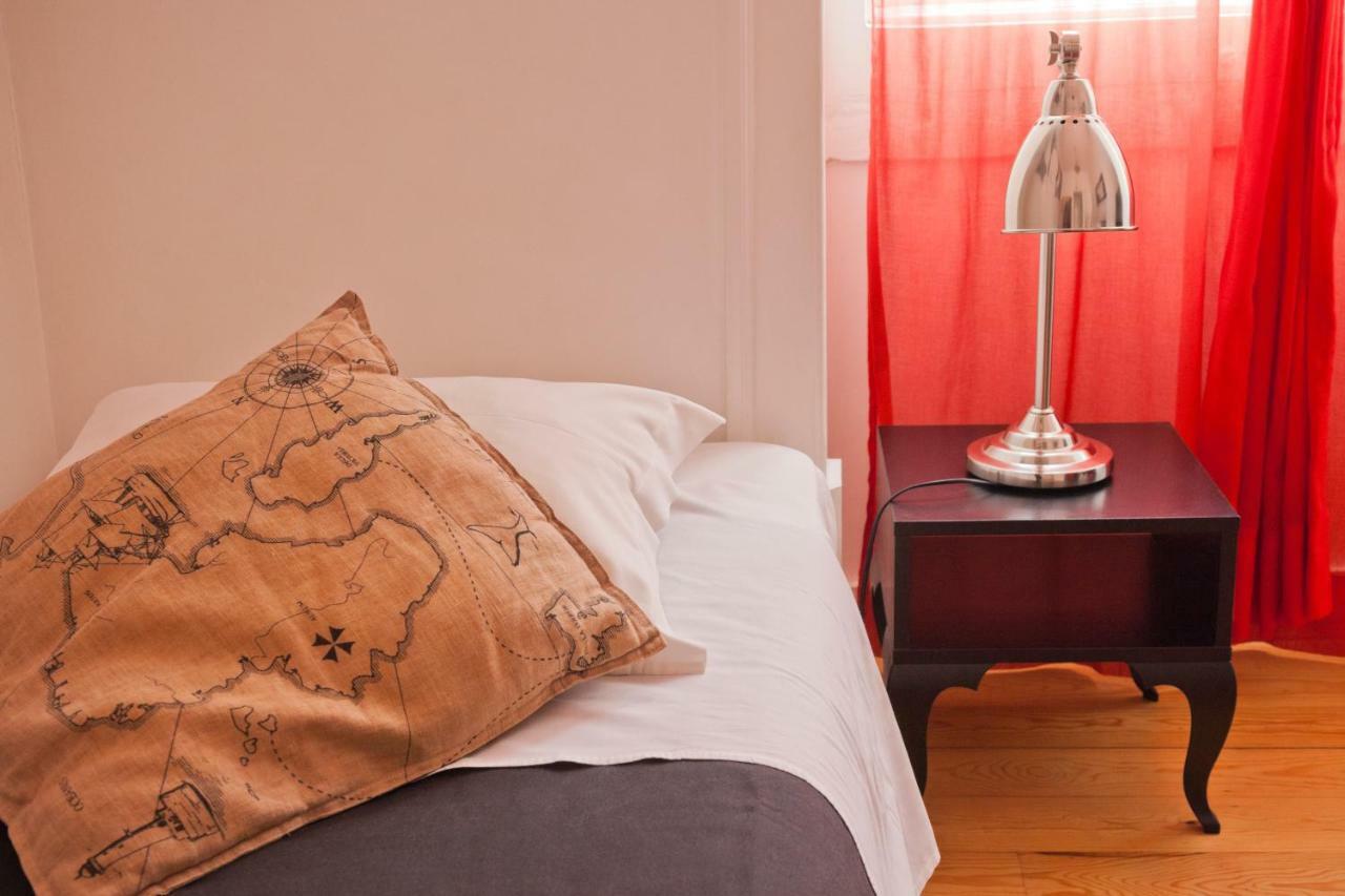 Living Lounge Hostel Lisbon Bagian luar foto